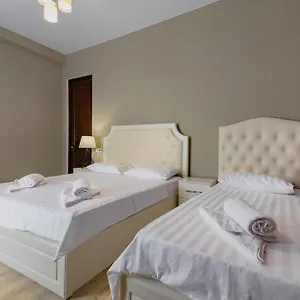 villa-urban-by-umbrella.alltbilisihotels.com/